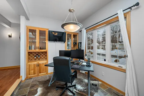 $749,900 | 13936 Woodridge Path, Savage, MN 55378