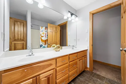 $749,900 | 13936 Woodridge Path, Savage, MN 55378