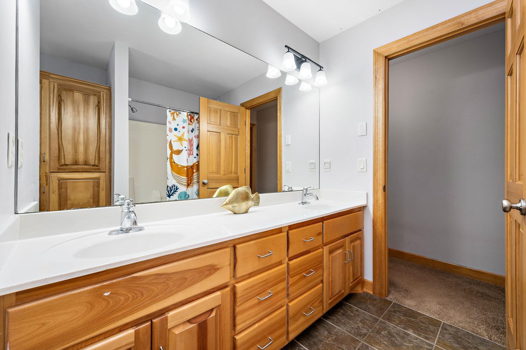 13936 Woodridge Path Savage, MN 55378 - Photo 29 of 51