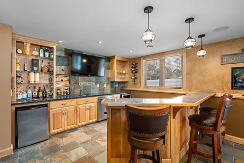 $749,900 | 13936 Woodridge Path, Savage, MN 55378