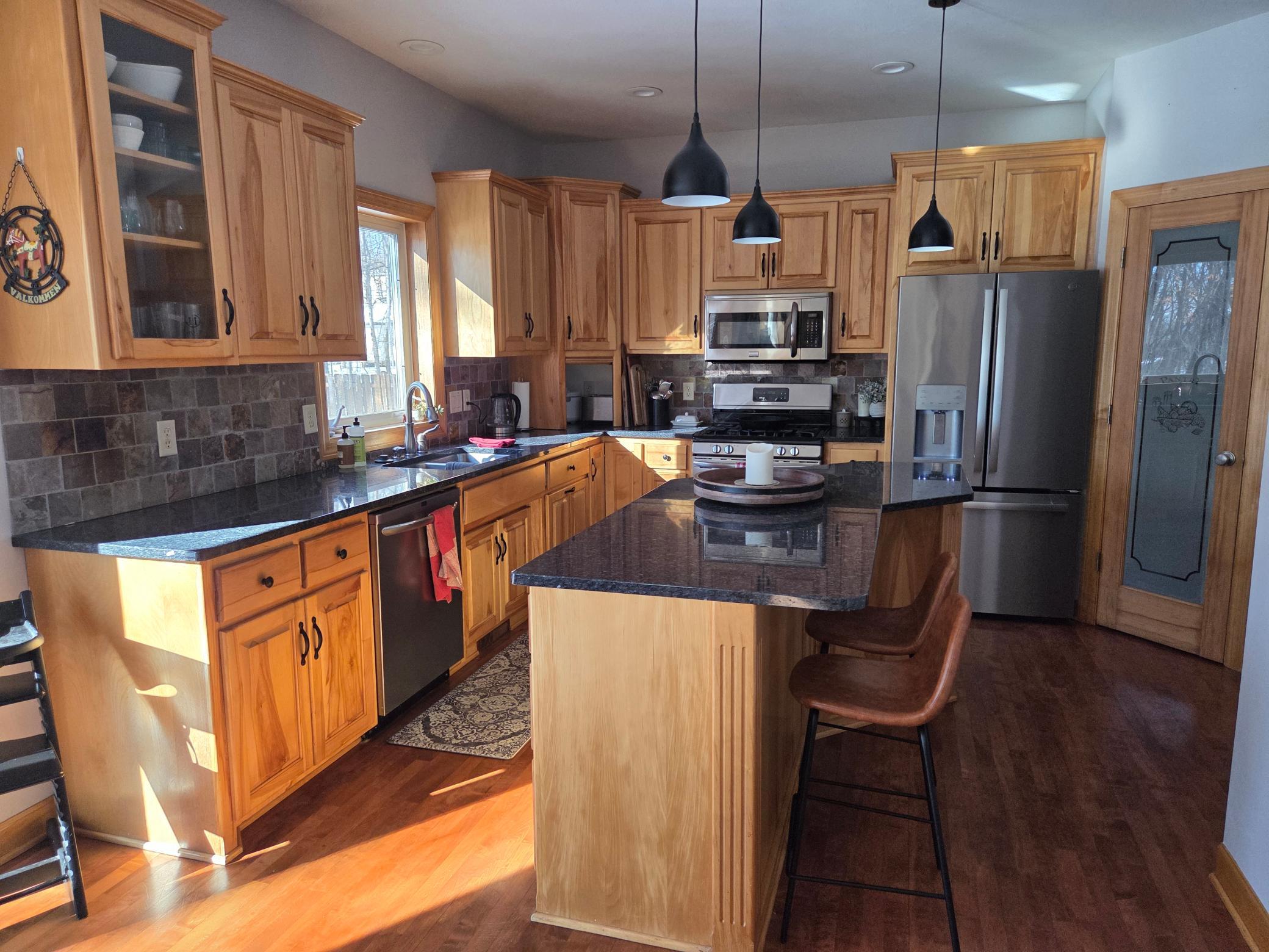 13936 Woodridge Path Savage, MN 55378 - Photo 4 of 9