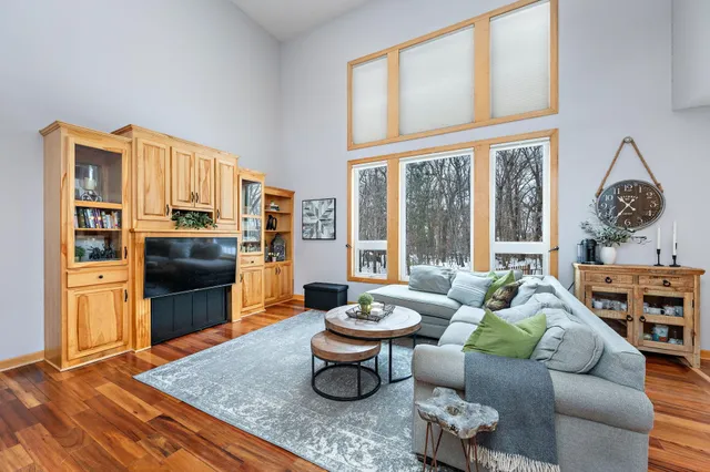 $749,900 | 13936 Woodridge Path, Savage, MN 55378