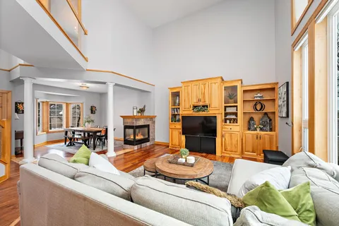 $749,900 | 13936 Woodridge Path, Savage, MN 55378