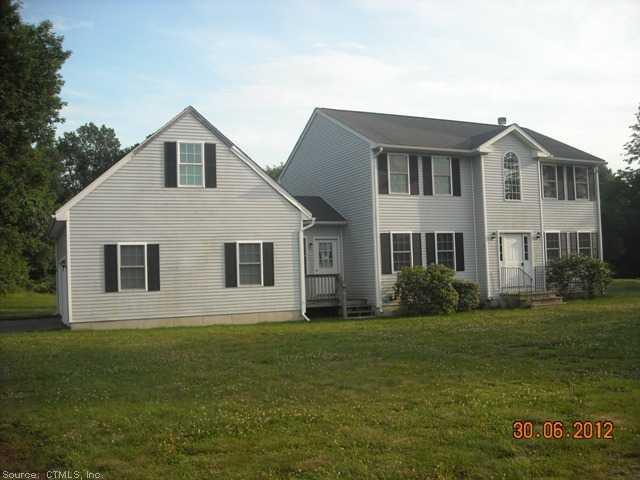 5 Erins Way Ledyard, CT 06339 - Photo 1 of 1 Exterior Front.