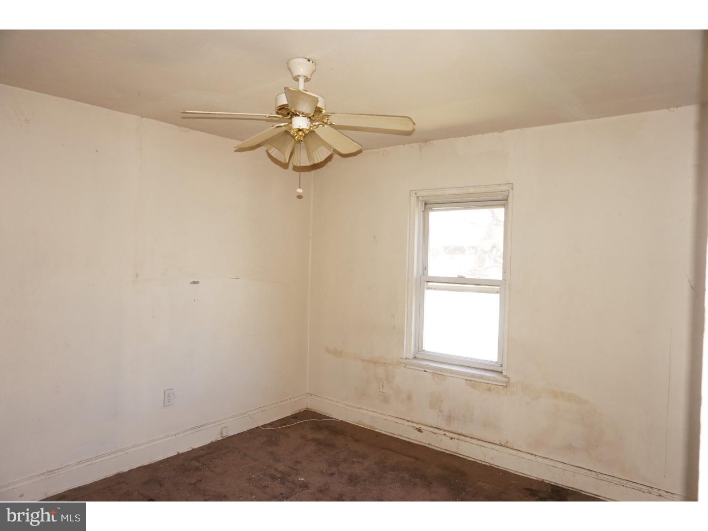 1409 North Chesapeake Road Camden, NJ 08104 - Photo 8 of 10