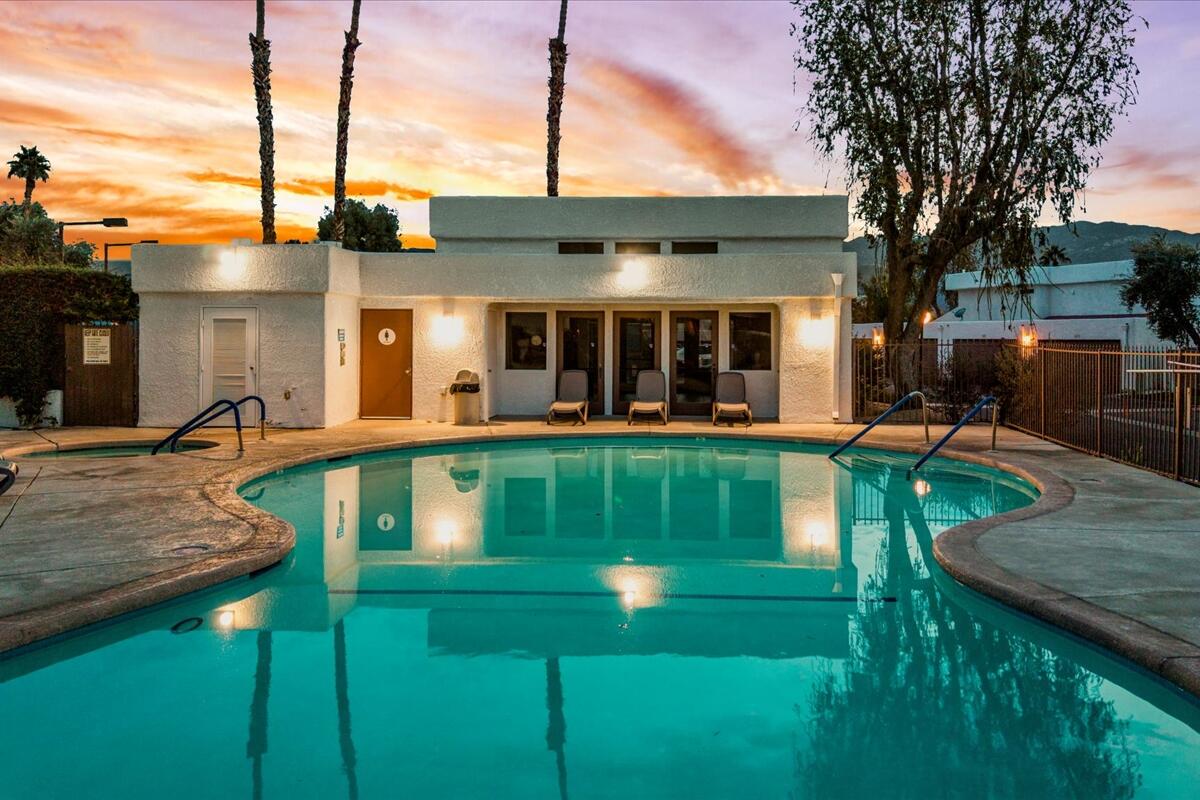 34071 Denise Way Rancho Mirage, CA 92270 - Photo 6 of 35 104-Twilight (24)