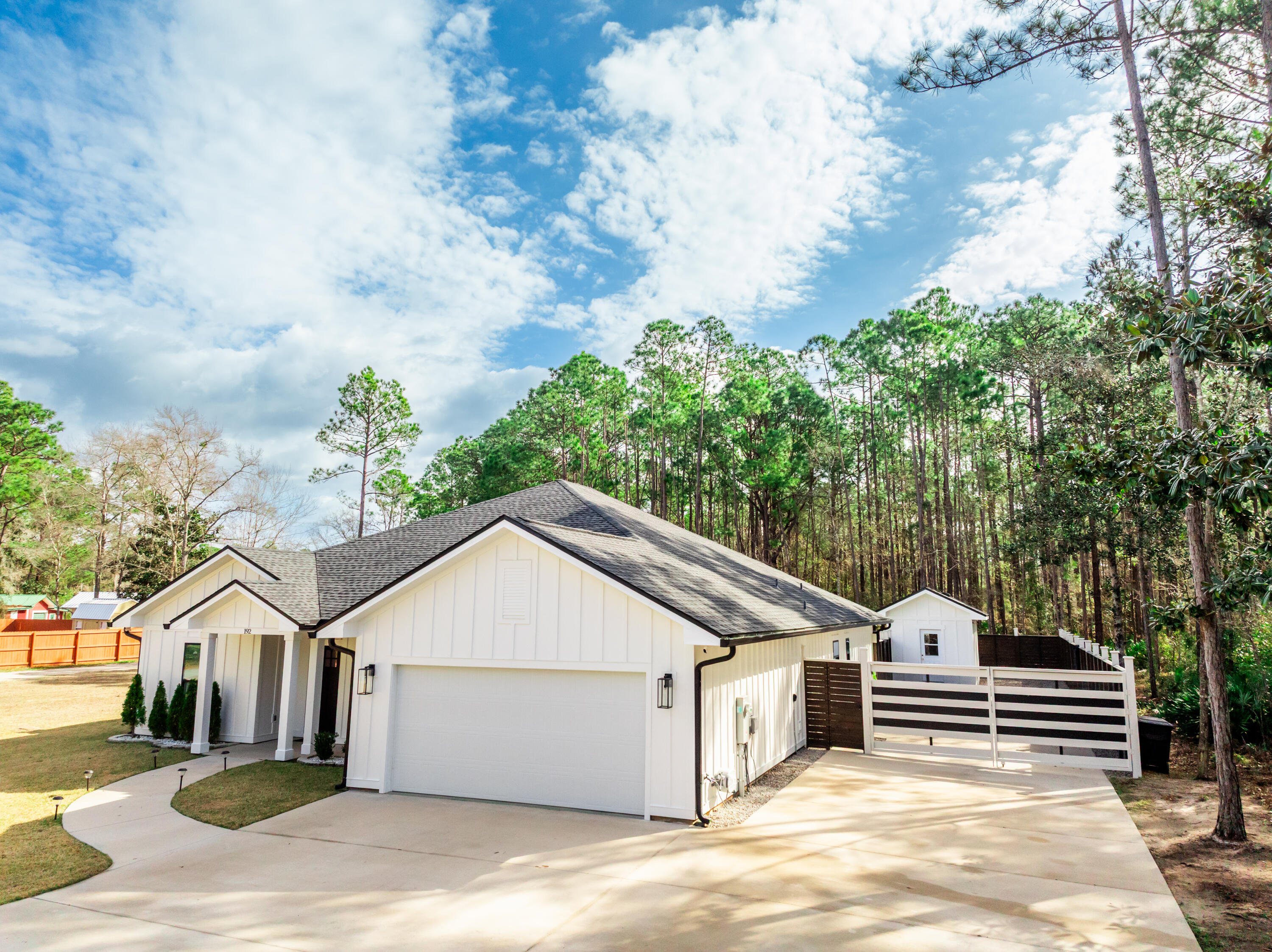 192 Bayou Circle Freeport, FL 32439 - Photo 3 of 45 DJI_0618