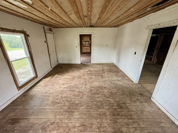 $45,000 | 6343 Elkton Pike, Prospect, TN 38477