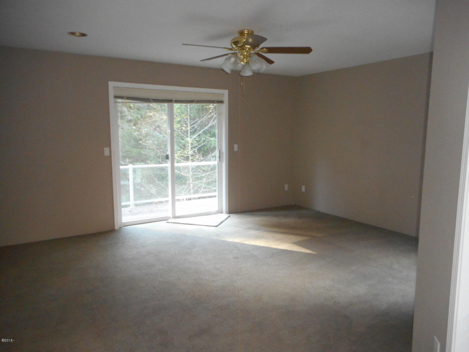 4306 South Schooner Creek Road Lincoln City, OR 97367 - Photo 7 of 22 Master Bedroom