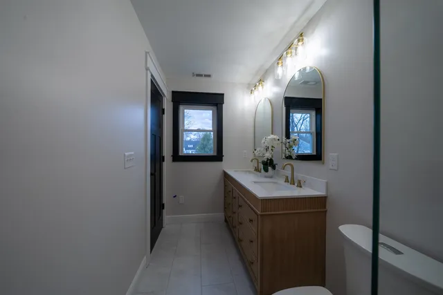 $535,000 | 38 A Courtland Street, Nashua, NH 03064