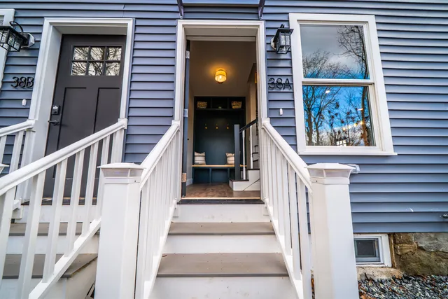 $535,000 | 38 A Courtland Street, Nashua, NH 03064