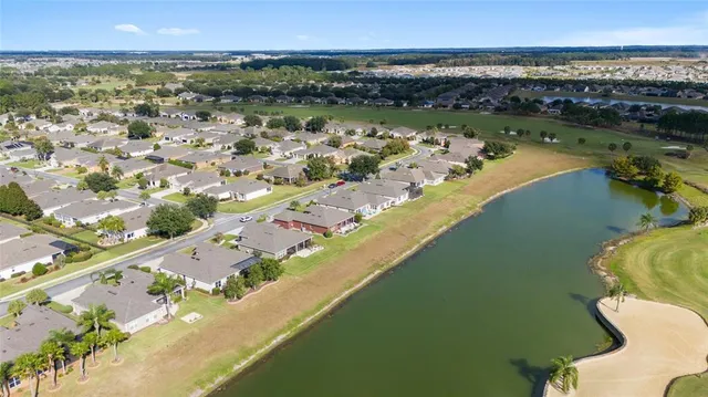 $583,900 | 9479 Southwest 71st Loop, Ocala, FL 34481