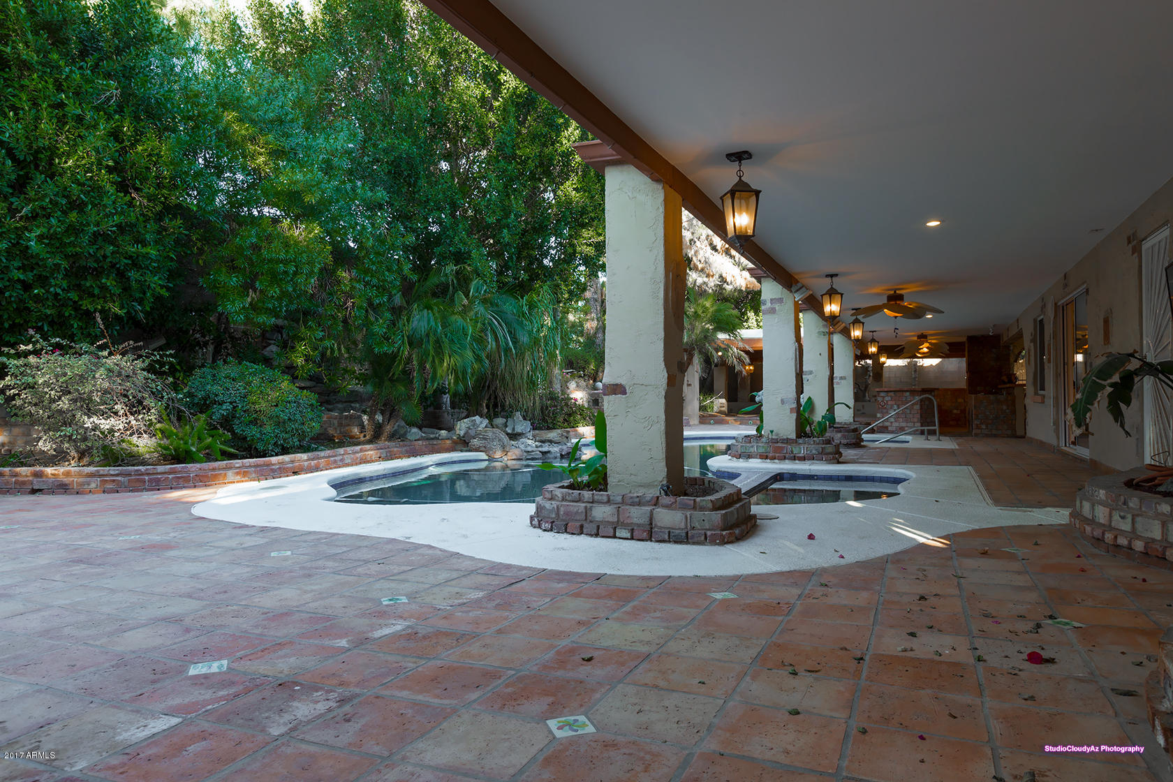 3844 East Vineyard Road Phoenix, AZ 85042 - Photo 22 of 42 vineyardBack5