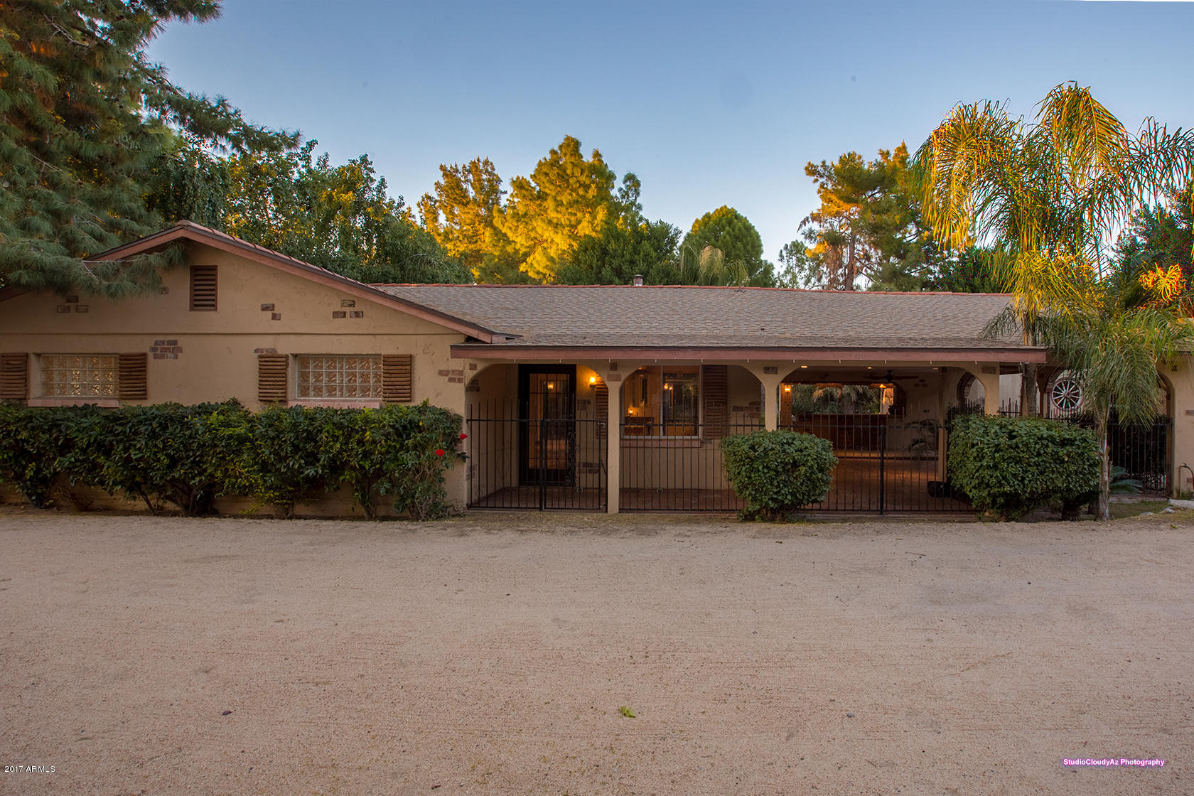 3844 East Vineyard Road Phoenix, AZ 85042 - Photo 6 of 42 vineyardFront6