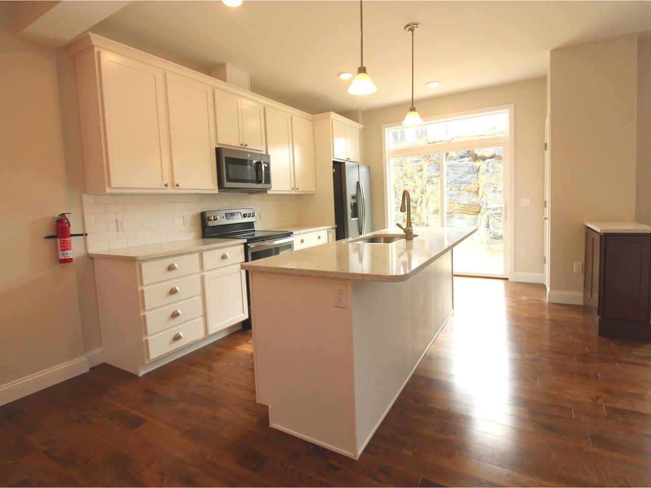 272 Obrien Farm Road South Burlington, VT 05403 - Photo 2 of 29 Gallery Image 2