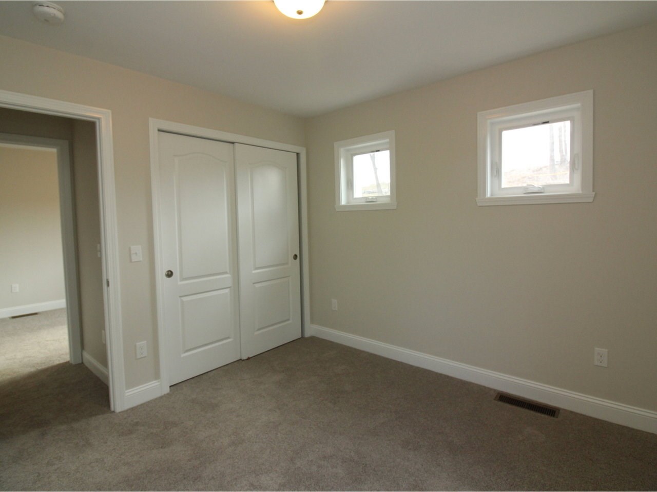 272 Obrien Farm Road South Burlington, VT 05403 - Photo 11 of 29 Gallery Image 11