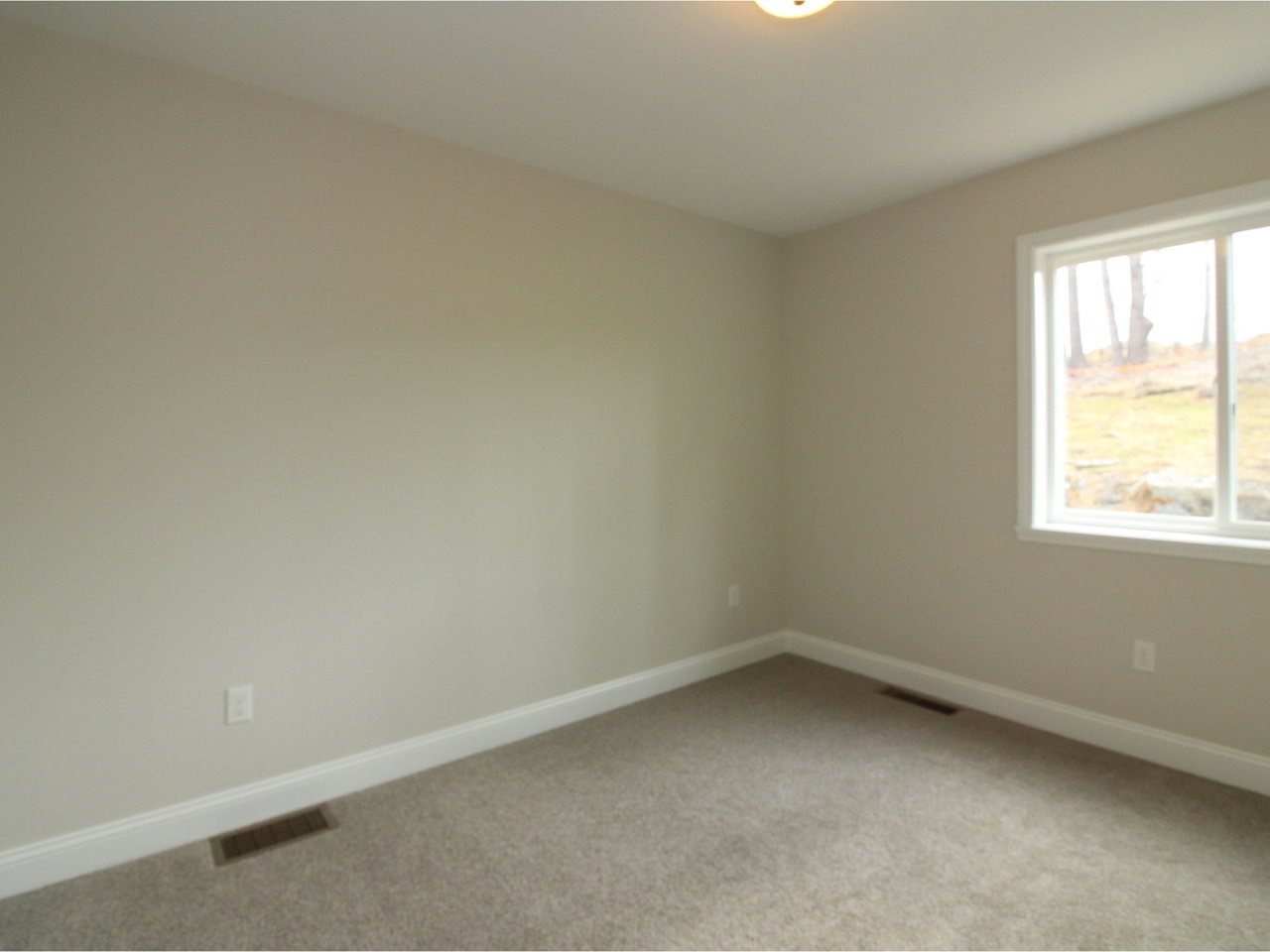272 Obrien Farm Road South Burlington, VT 05403 - Photo 12 of 29 Gallery Image 12