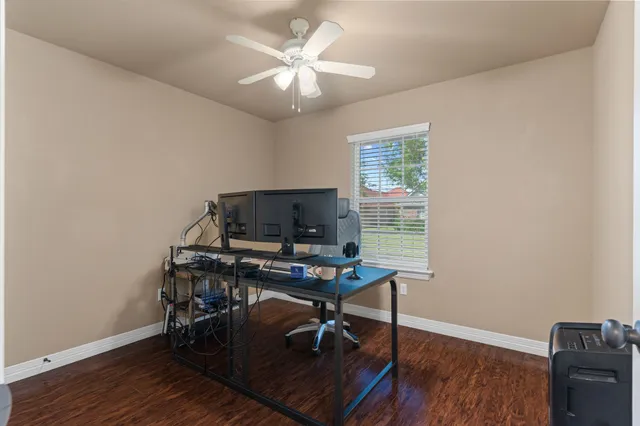 $269,000 | 137 Silverbell Circle, Lake Jackson, TX 77566