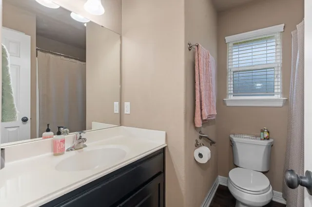 $269,000 | 137 Silverbell Circle, Lake Jackson, TX 77566