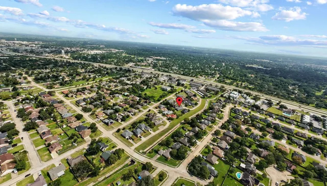 $269,000 | 137 Silverbell Circle, Lake Jackson, TX 77566