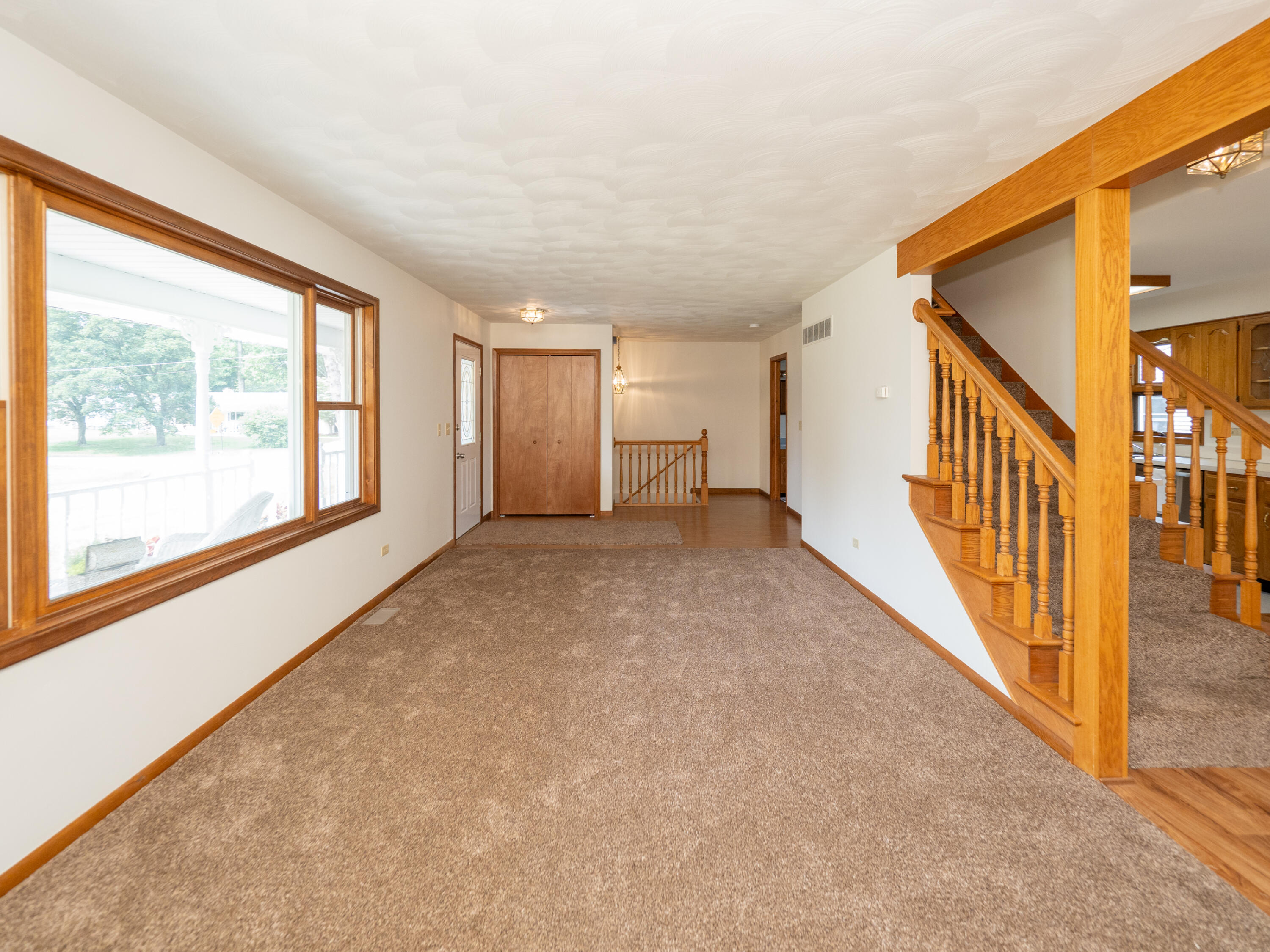 630 Ridge Road Paw Paw, MI 49079 - Photo 5 of 35 630 Ridge Rd-106