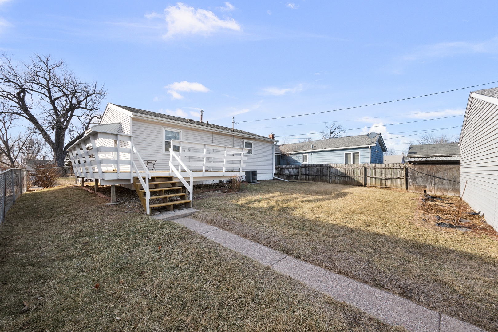 607 6th Street Rock Island, IL 61201 - Photo 27 of 28