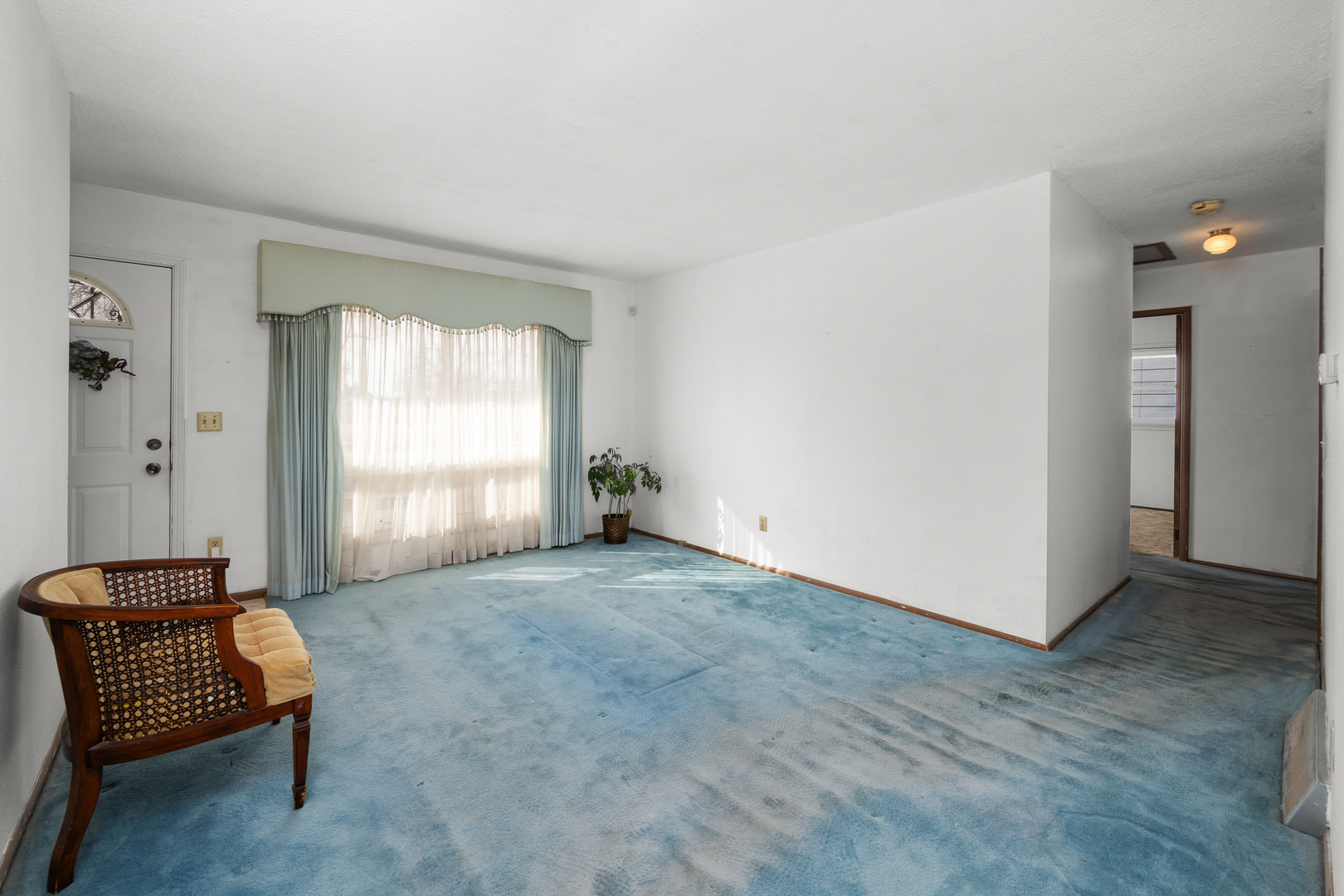 607 6th Street Rock Island, IL 61201 - Photo 5 of 28