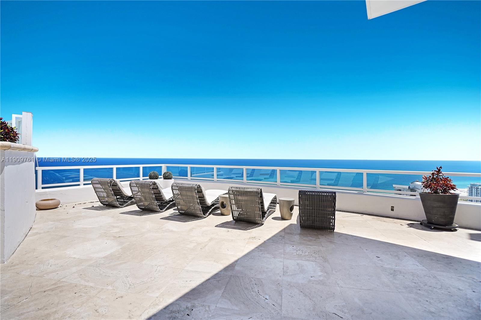 4401 Collins Avenue, Unit PHSOUTH Miami Beach, FL 33140 - Photo 4 of 92