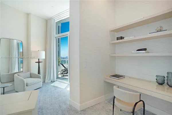 $100,000 | 4401 Collins Avenue, Unit PHSOUTH, Miami Beach, FL 33140