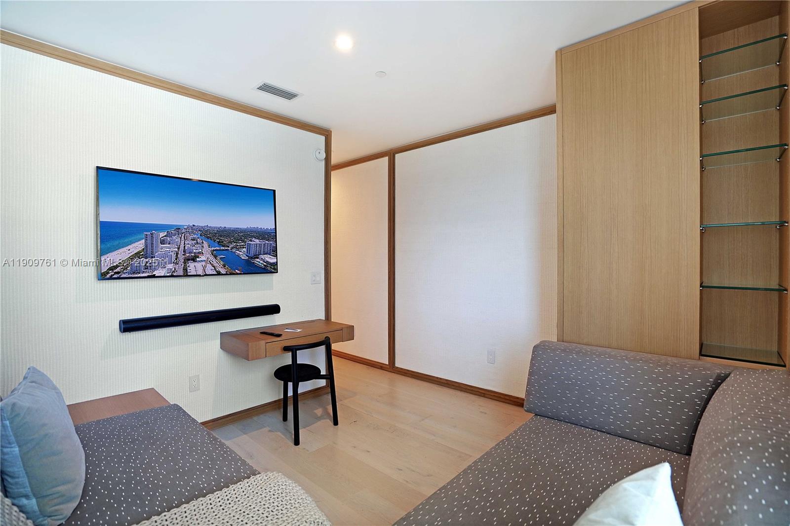 4401 Collins Avenue, Unit PHSOUTH Miami Beach, FL 33140 - Photo 75 of 92 5th bedroom