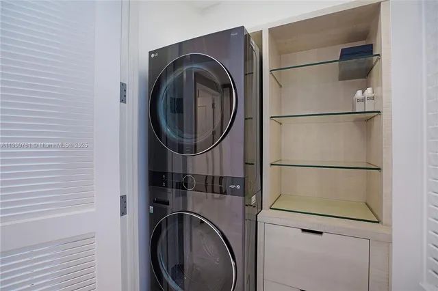 $100,000 | 4401 Collins Avenue, Unit PHSOUTH, Miami Beach, FL 33140