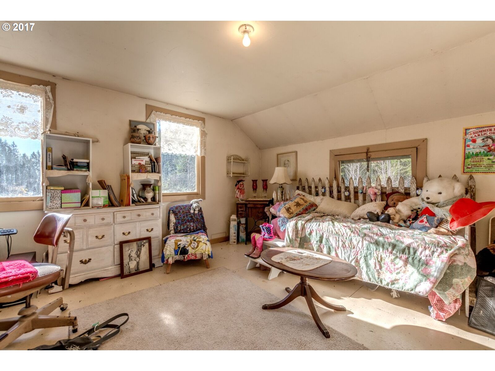 24165 Northwest Ridge Road Forest Grove, OR 97116 - Photo 13 of 29 Gallery Image 13