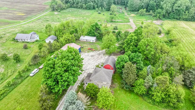 $510,000 | 2311 East Glendora Road, Buchanan, MI 49107