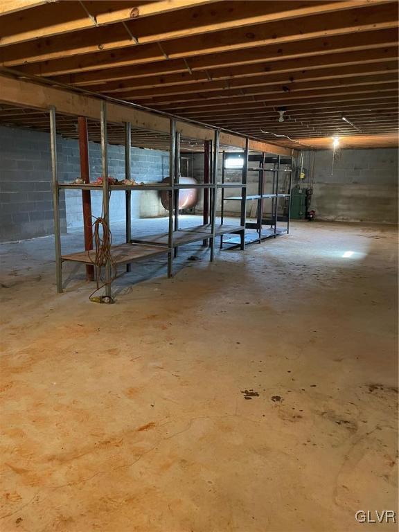 8650 Ulrich Road Germansville, PA 18053 - Photo 43 of 50 a view of a room with gym equipment