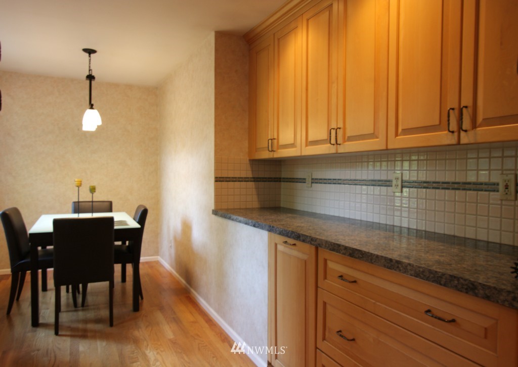 2208 242nd Street Southwest Bothell, WA 98021 - Photo 5 of 23