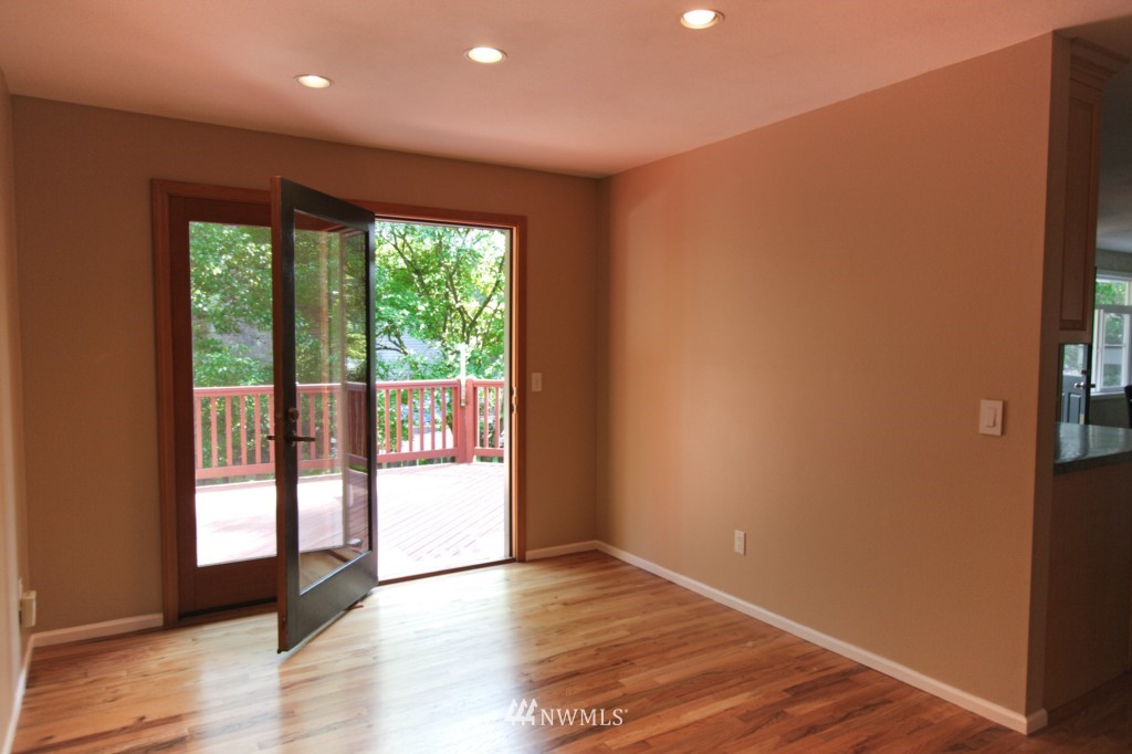 2208 242nd Street Southwest Bothell, WA 98021 - Photo 6 of 23