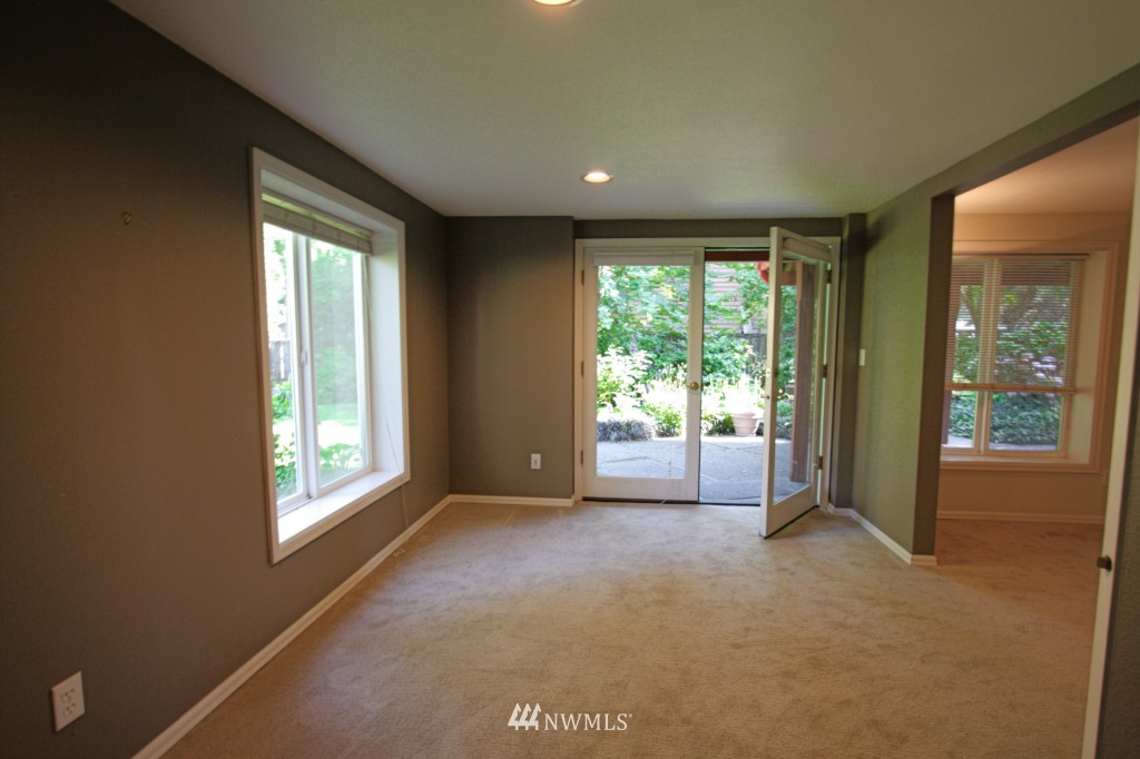 2208 242nd Street Southwest Bothell, WA 98021 - Photo 9 of 23