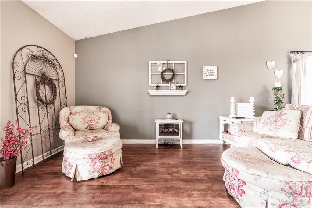 2152 Rattlebox Drive Plainfield, IN 46168 - Photo 10 of 23 Gallery Image 10