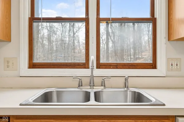 $365,000 | 8461 Bonito Drive, Nineveh, IN 46164