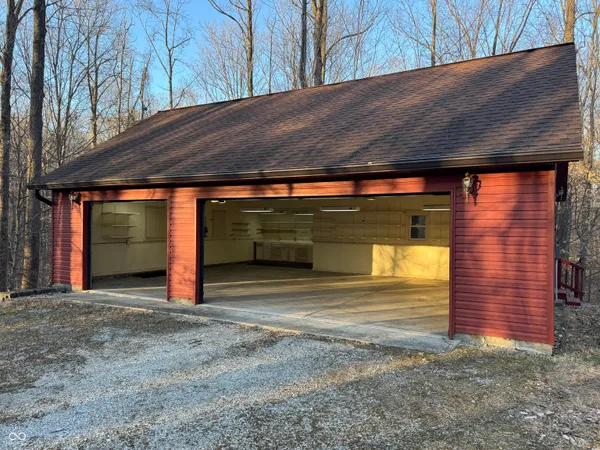 $365,000 | 8461 Bonito Drive, Nineveh, IN 46164