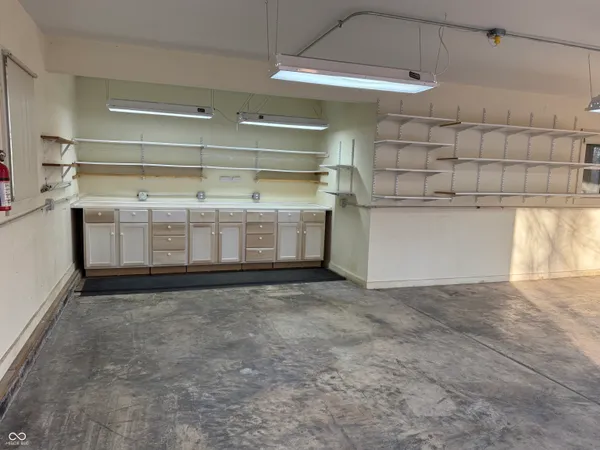 $365,000 | 8461 Bonito Drive, Nineveh, IN 46164