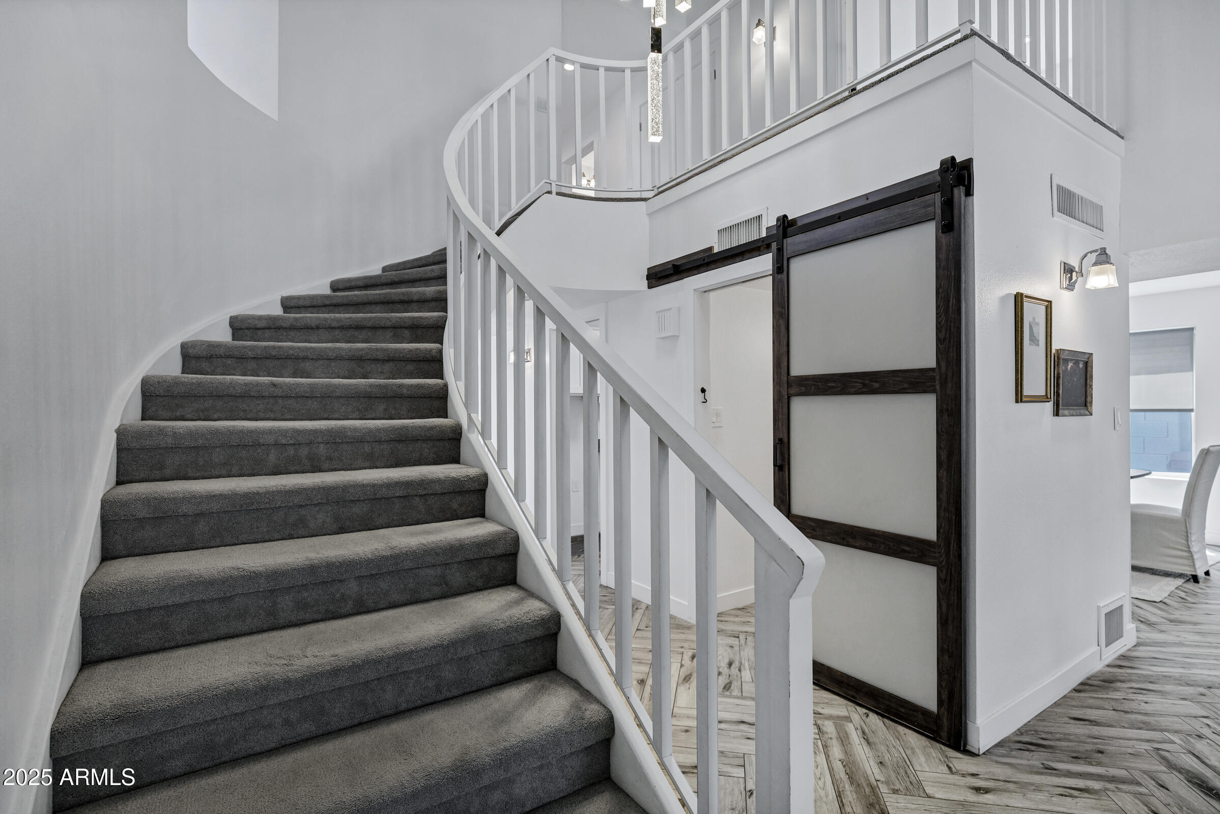 1323 East Whalers Way Tempe, AZ 85283 - Photo 28 of 91 1323 E Whalers Way-23