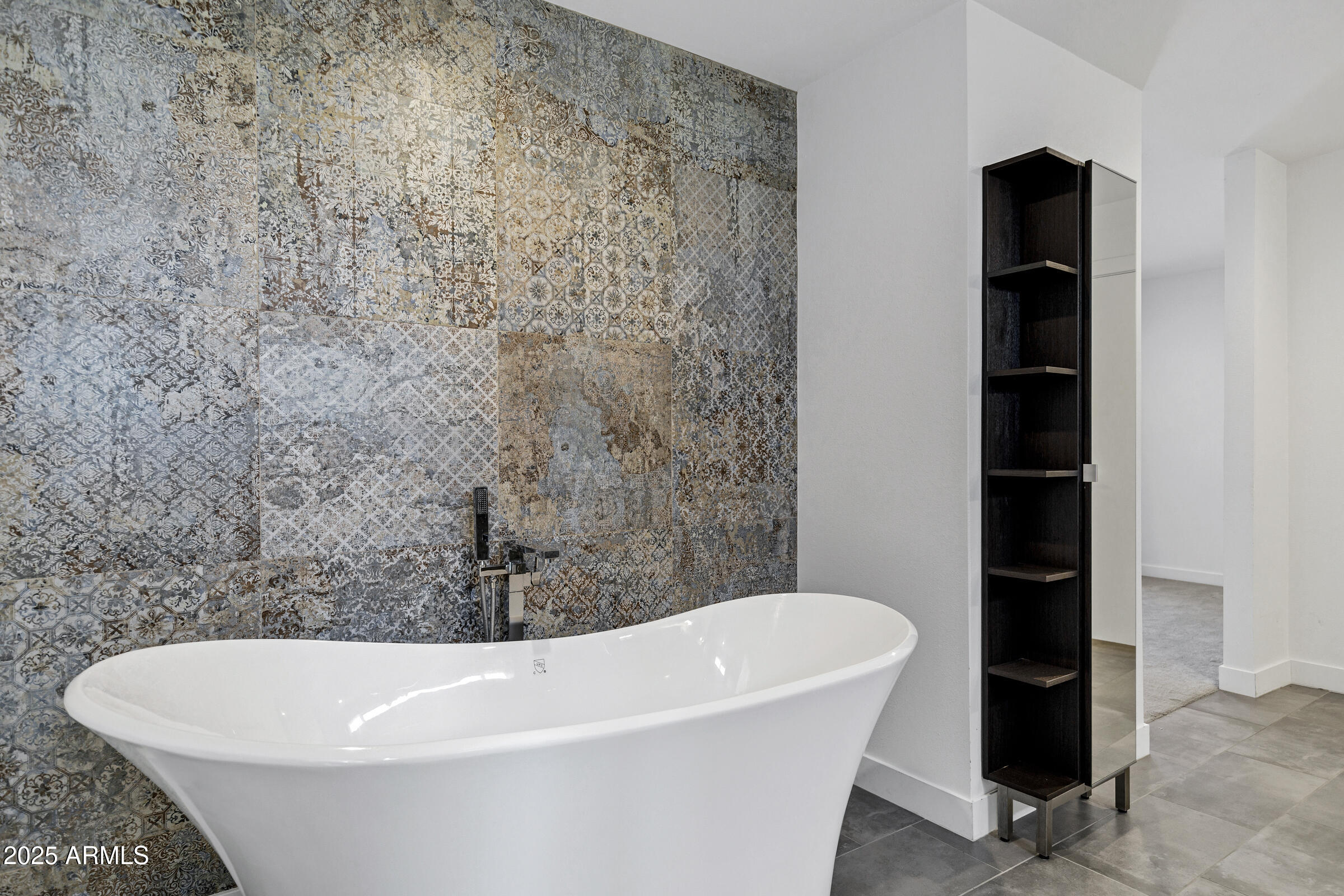 1323 East Whalers Way Tempe, AZ 85283 - Photo 44 of 91 1323 E Whalers Way-37