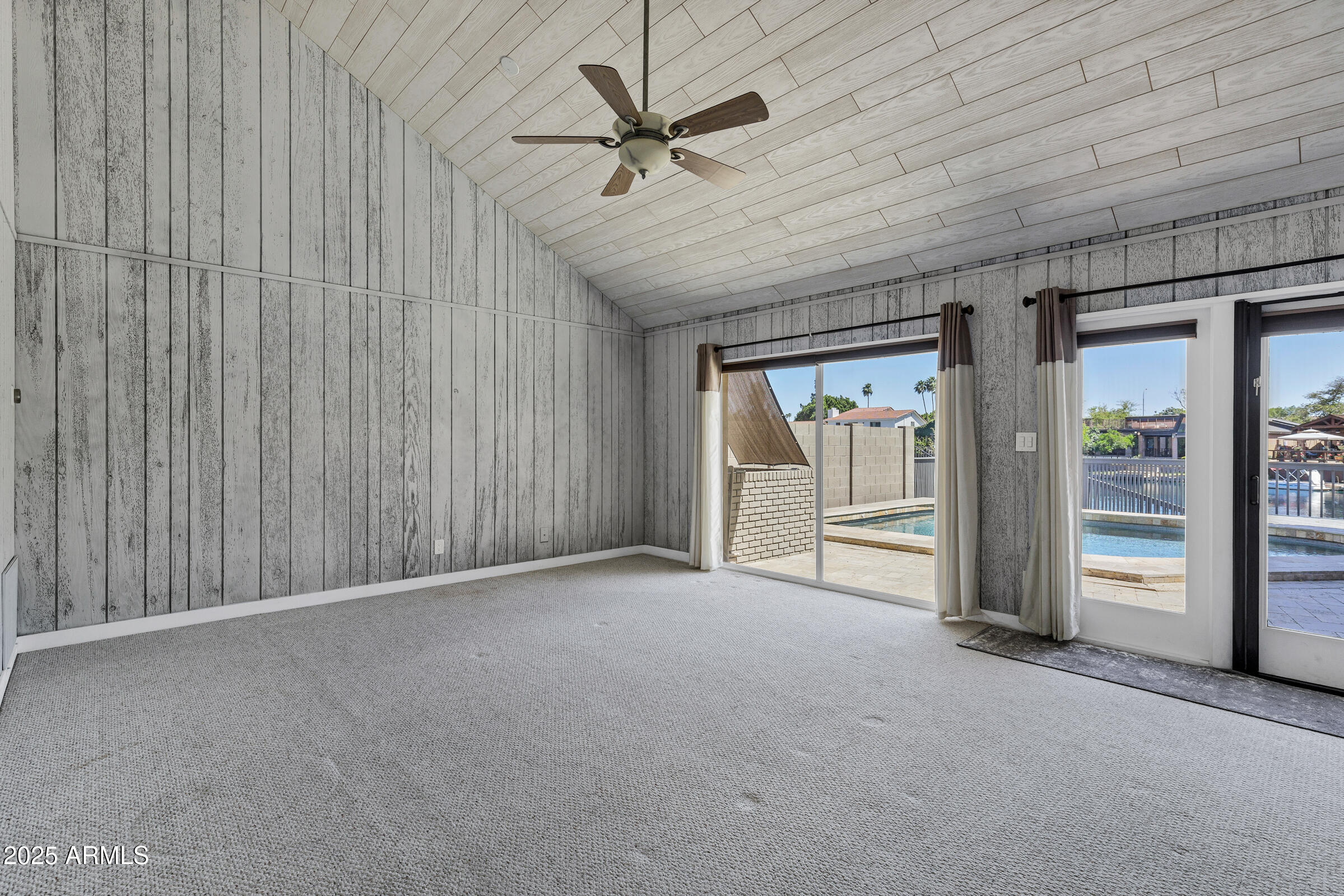 1323 East Whalers Way Tempe, AZ 85283 - Photo 50 of 91 1323 E Whalers Way-43