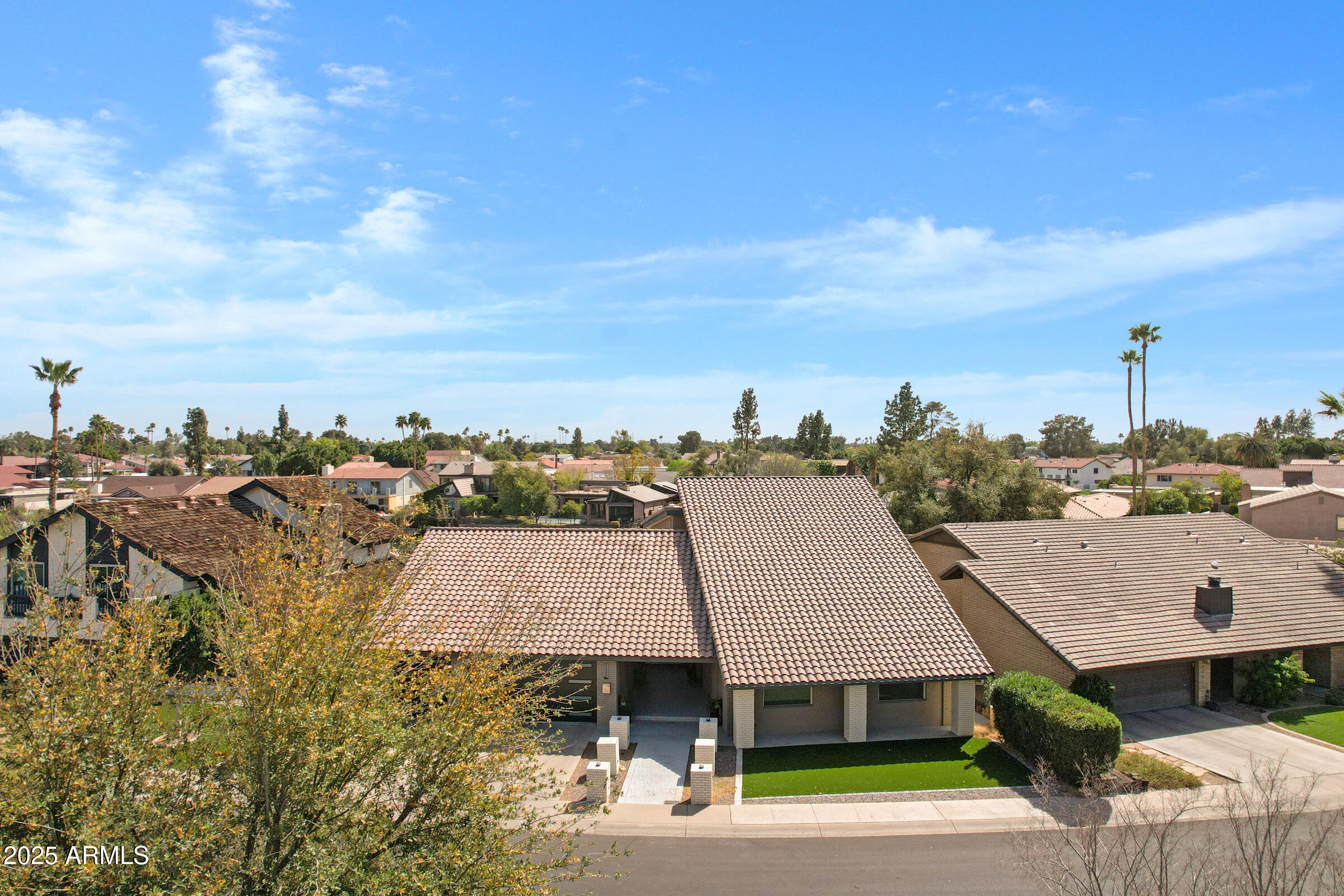 1323 East Whalers Way Tempe, AZ 85283 - Photo 73 of 91 1323 E Whalers Way-71