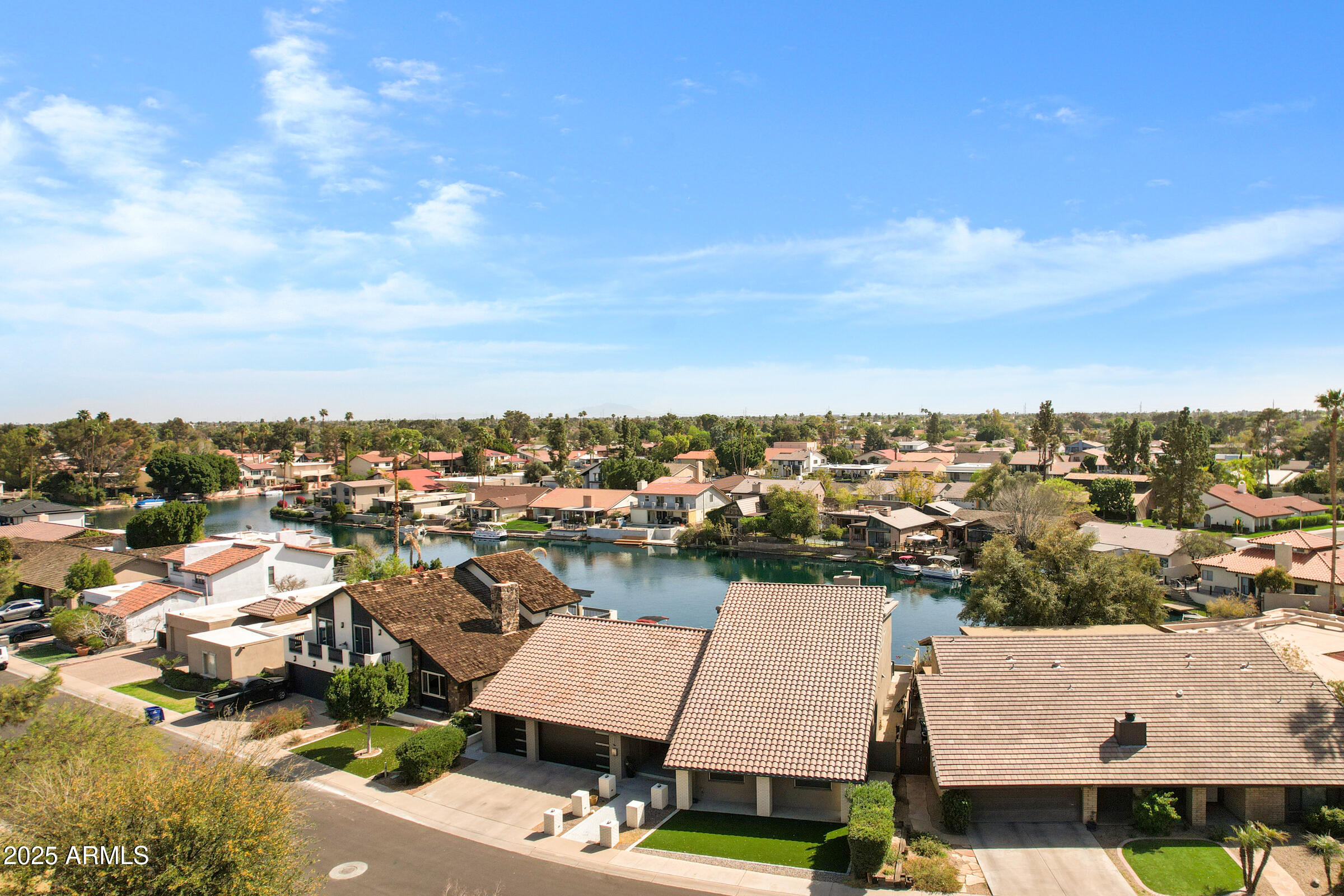 1323 East Whalers Way Tempe, AZ 85283 - Photo 76 of 91 1323 E Whalers Way-75