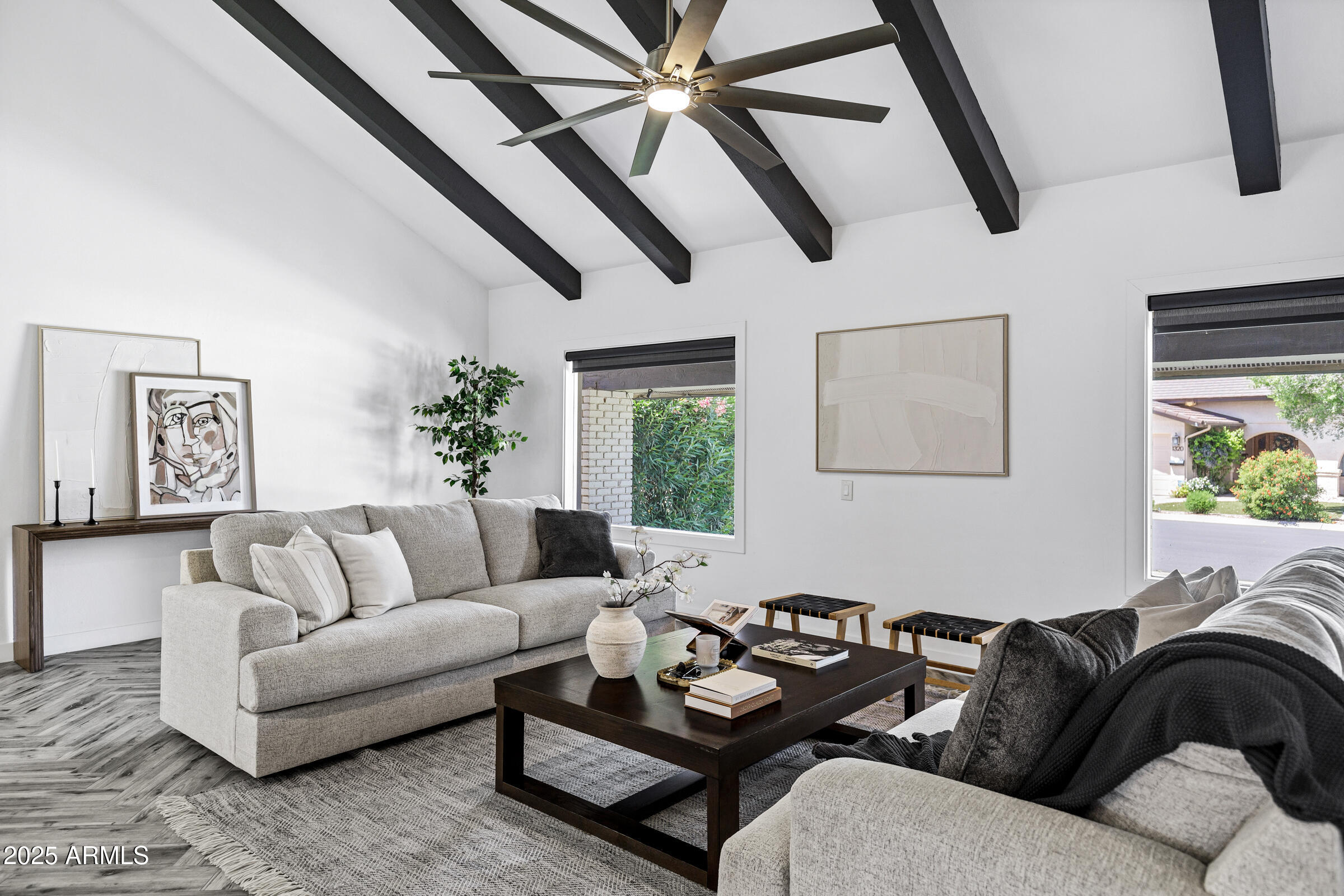 1323 East Whalers Way Tempe, AZ 85283 - Photo 8 of 91 1323 E Whalers Way-3