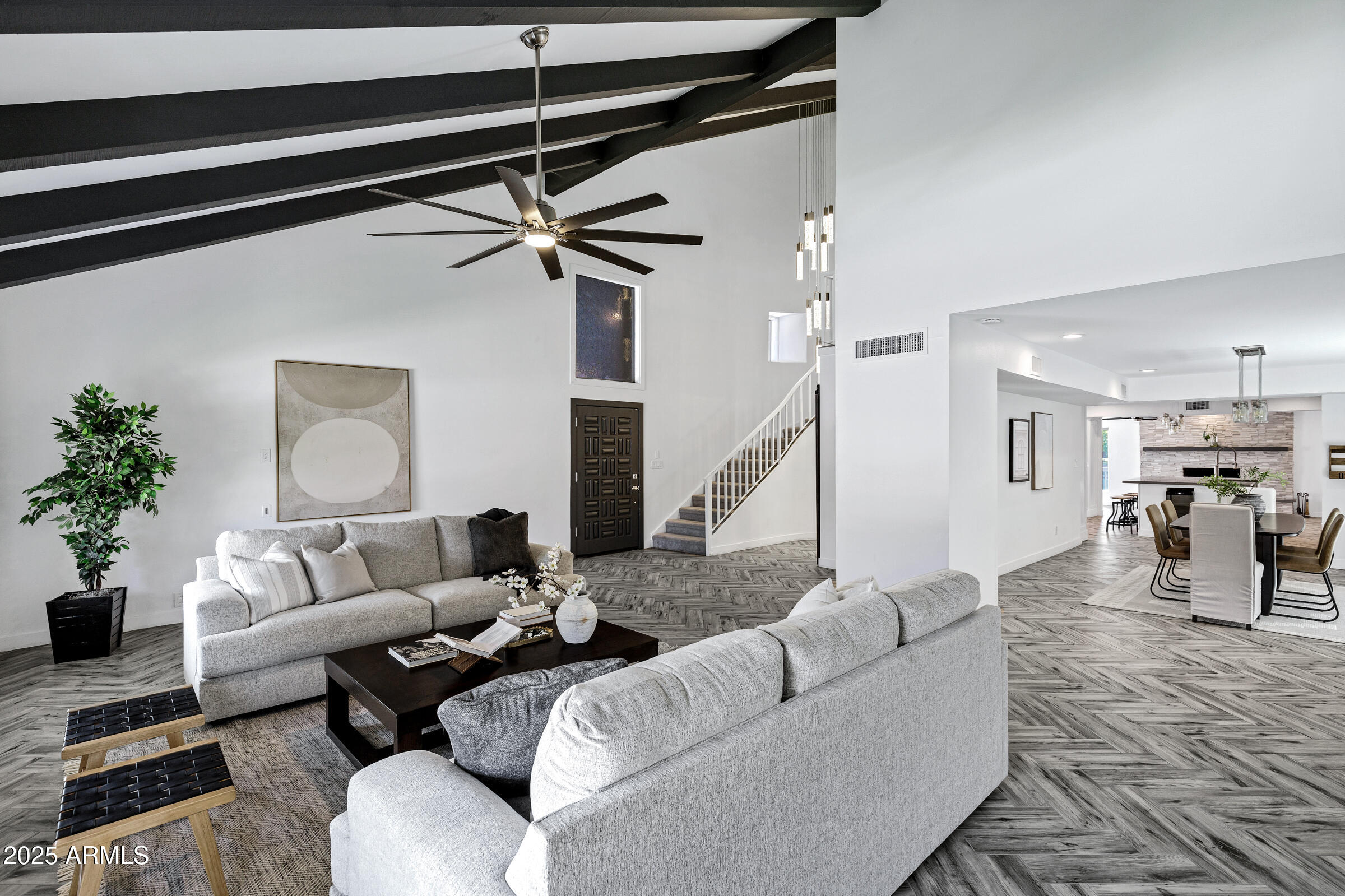 1323 East Whalers Way Tempe, AZ 85283 - Photo 9 of 91 1323 E Whalers Way-4