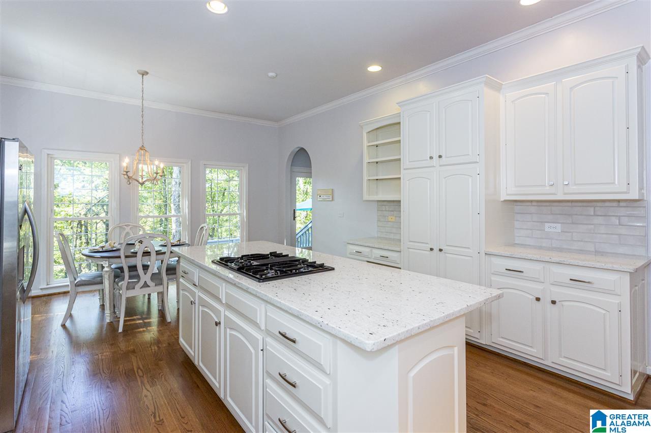 1920 River Woods Road Birmingham, AL 35244 - Photo 7 of 30