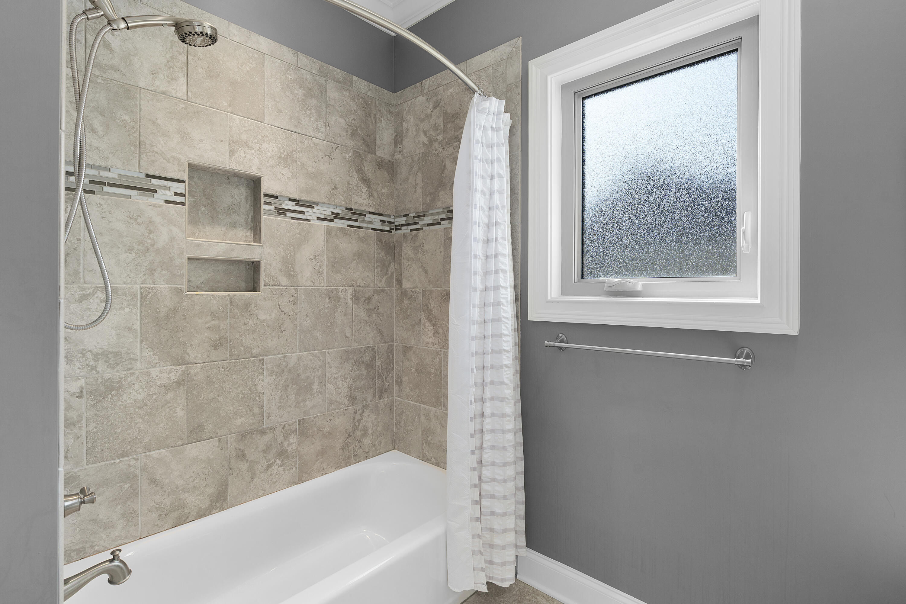 405 Forest Avenue Chattanooga, TN 37405 - Photo 54 of 68 56 - 405 Forest Ave - Upstairs